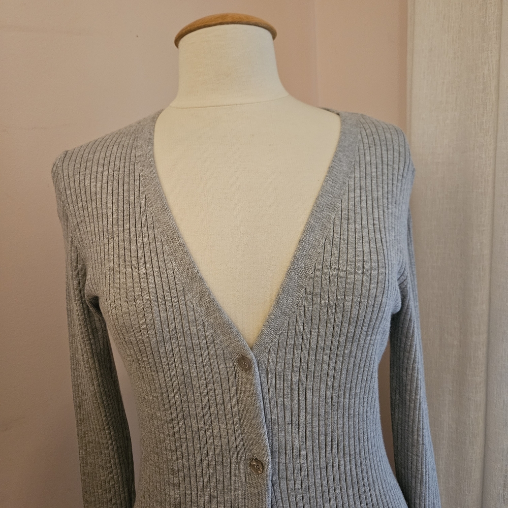Gray Ribbed Button-Up Maxi Long Cardigan - Picture 3 of 3